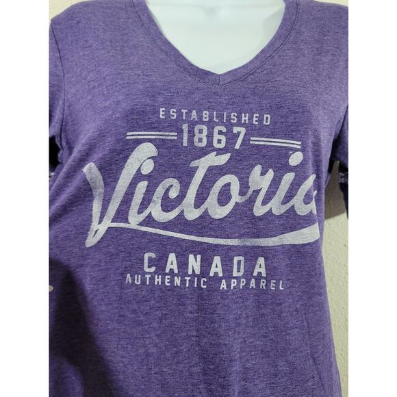 Initial Attraction Purple Heathered Victoria Canada Graphic Top Medium Soft - Picture 5 of 5